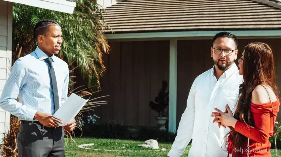 Powerful Signs He May Be Attracted to Other Men